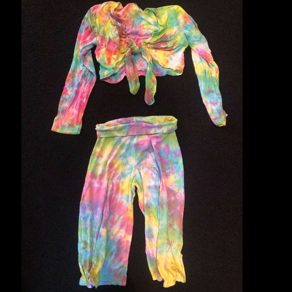 Silver Charm - Tie Dye Shrug & Gaucho Matching Set